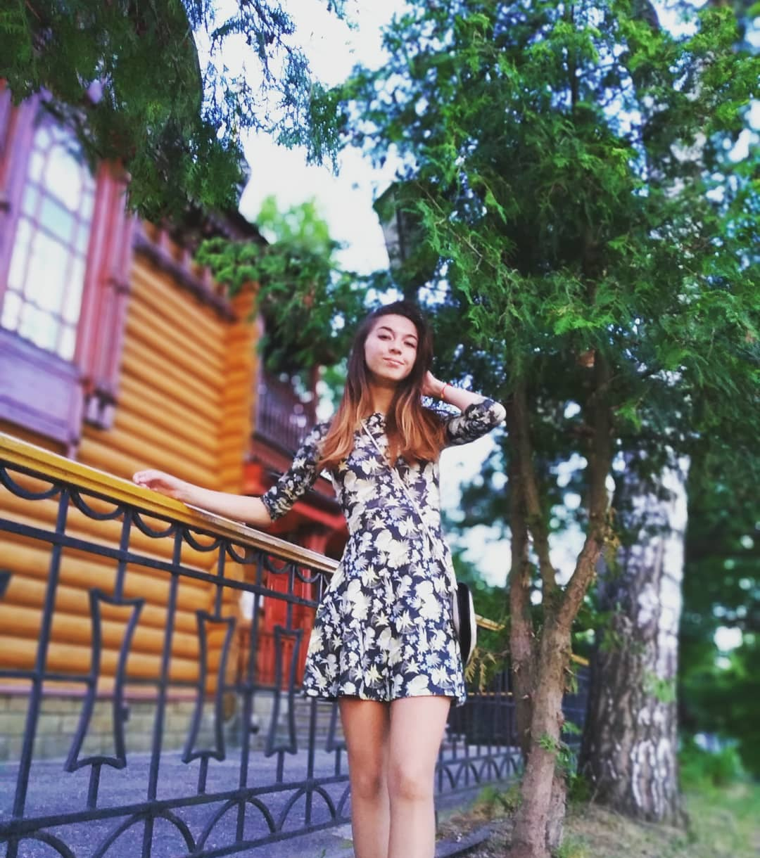 Кристина привлекальеная девушка из Сертолово цена от 4000 руб