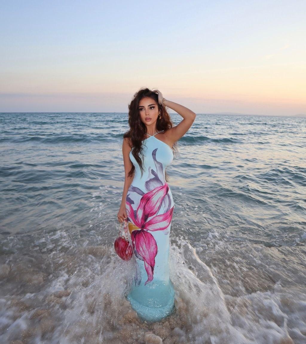 Анита привлекальеная девушка из Сертолово цена от 4000 руб