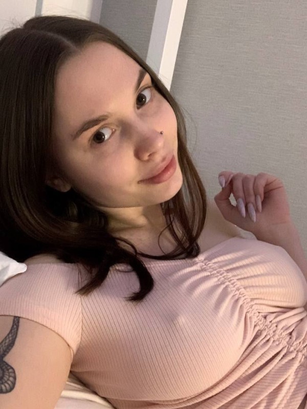 Веллетта привлекательная девушка из Сертолово цена от 8000 руб